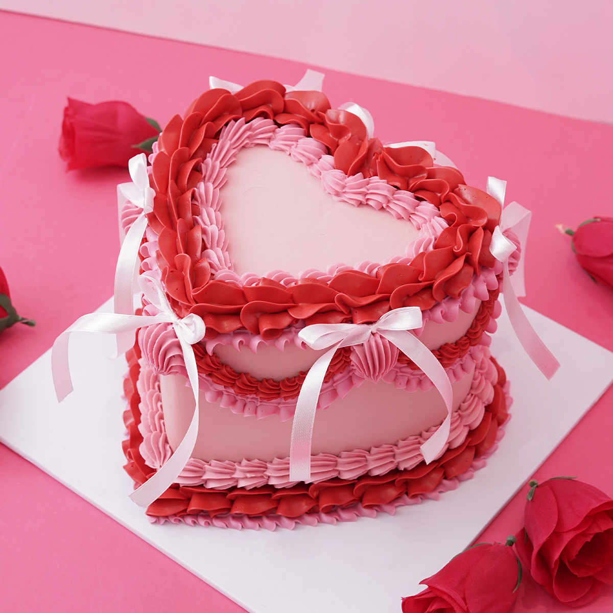 Vegan Vintage Cake with Ribbon